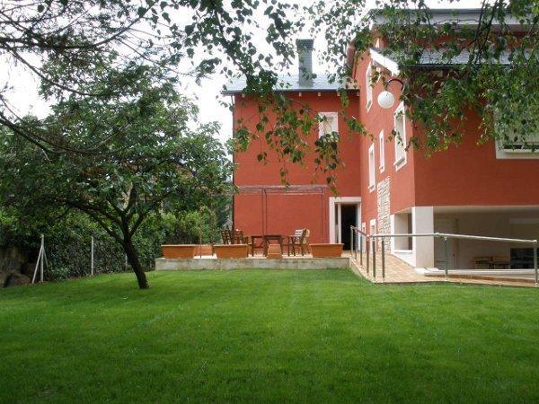Hotel Chalet Puigdefabregas Jaca Exterior foto